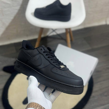 Nike Air Force 1 Classic Black
