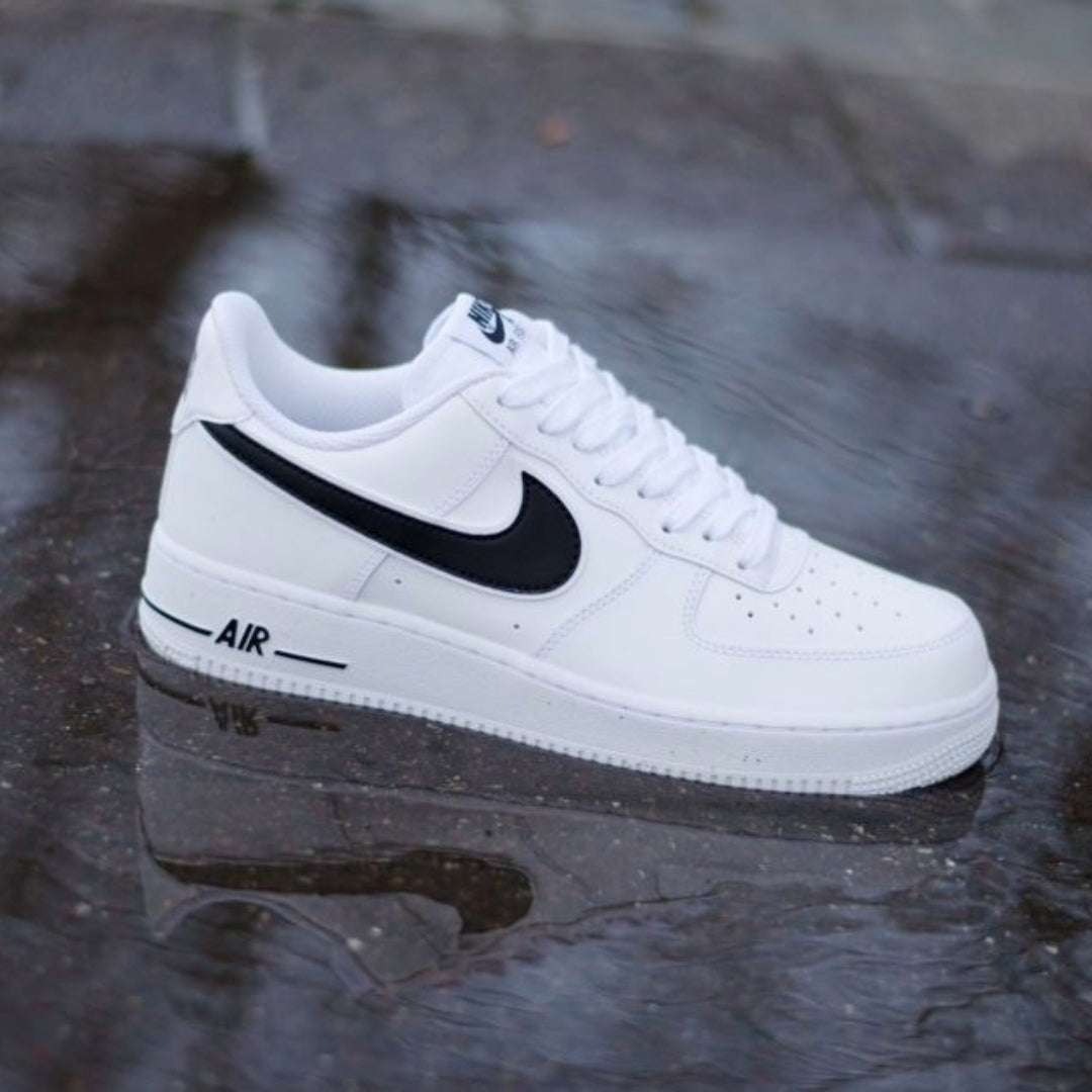Nike Air Force 1 Classic "White and Black"