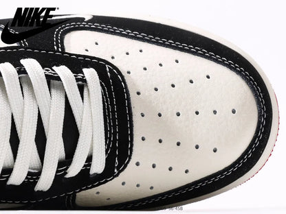 Nike Air Force 1 x Dior