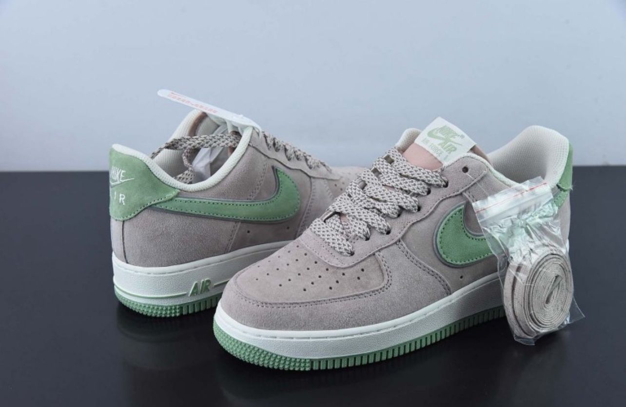 Nike Air Force 1 Akira